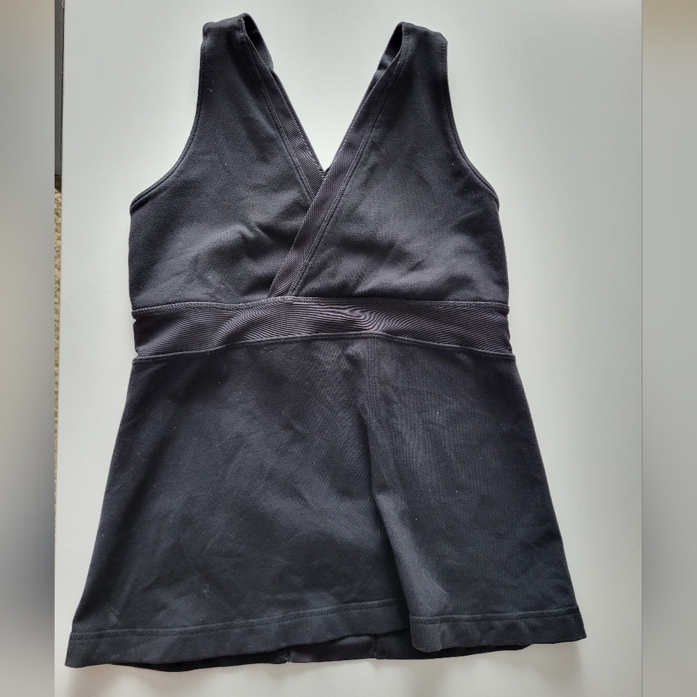 Lululemon tank top